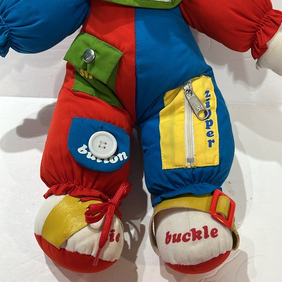 1983 vintage AmToy 16” Learn To Dress Clown B7. - Picture 2 of 6